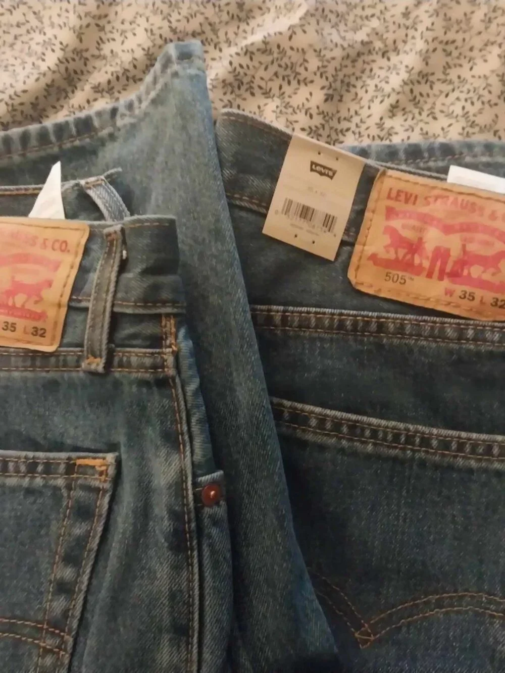 Levi's 505 Regular Fit Jeans Lot of 2 Men's W35 L32 Medium & Dark Wash Denim